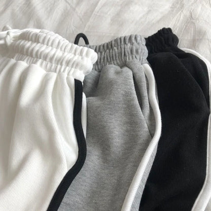 Women Striped Casual Shorts Korean Harajuku Loose All Match Sports Shorts Summer Fashion Simple Yoga Thin Mini Shorts Female